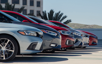 Are Compact Cars the Best Choice for Urban Driving?